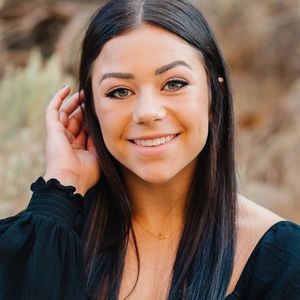 Meet your Posher, Paige